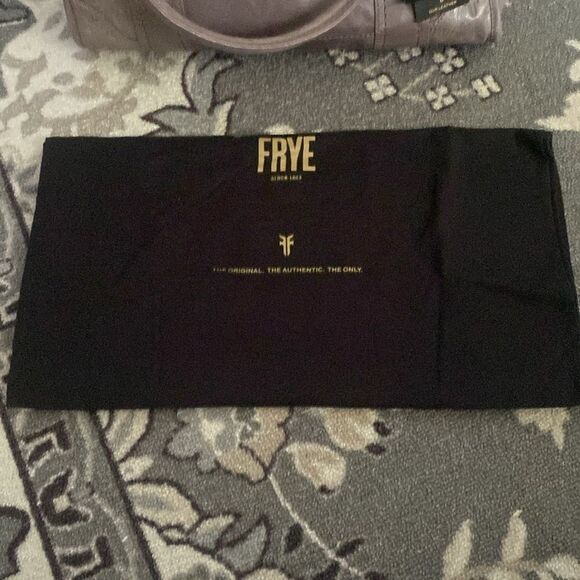 NWT $388 Frye Melissa Washed
Pull Up Leather Sachel - - Picture 8 of 10